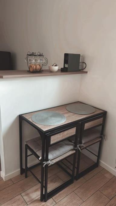 Beautiful F2 Apartment 5 Stops By Train From Paris Moret-sur-Loing Esterno foto