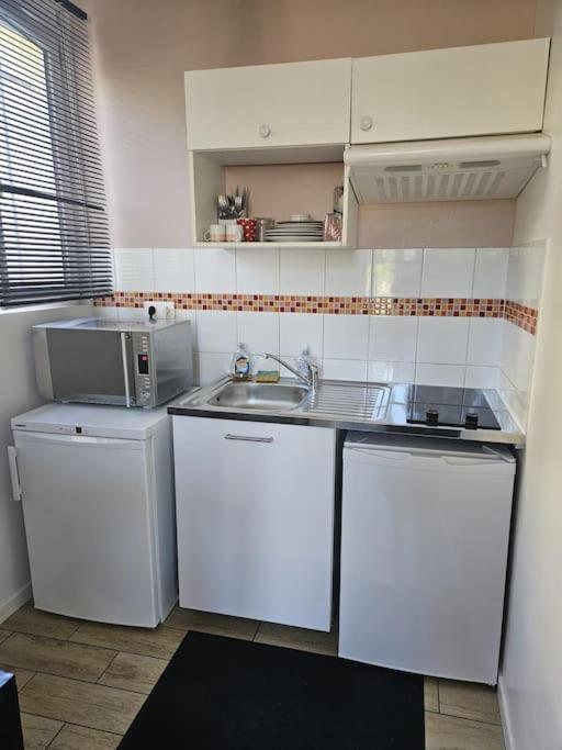 Beautiful F2 Apartment 5 Stops By Train From Paris Moret-sur-Loing Esterno foto