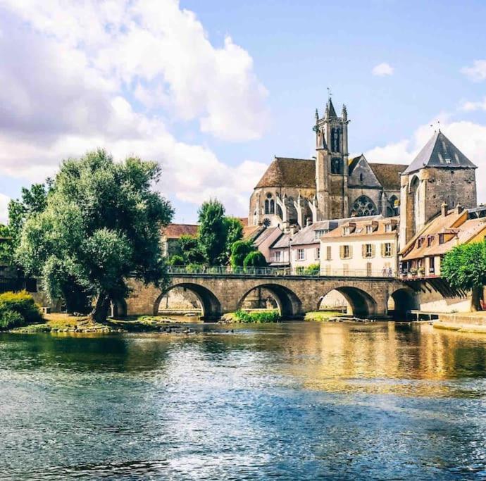 Beautiful F2 Apartment 5 Stops By Train From Paris Moret-sur-Loing Esterno foto